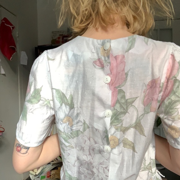 Floral vintage dress w/ square neck - Picture 4 of 9